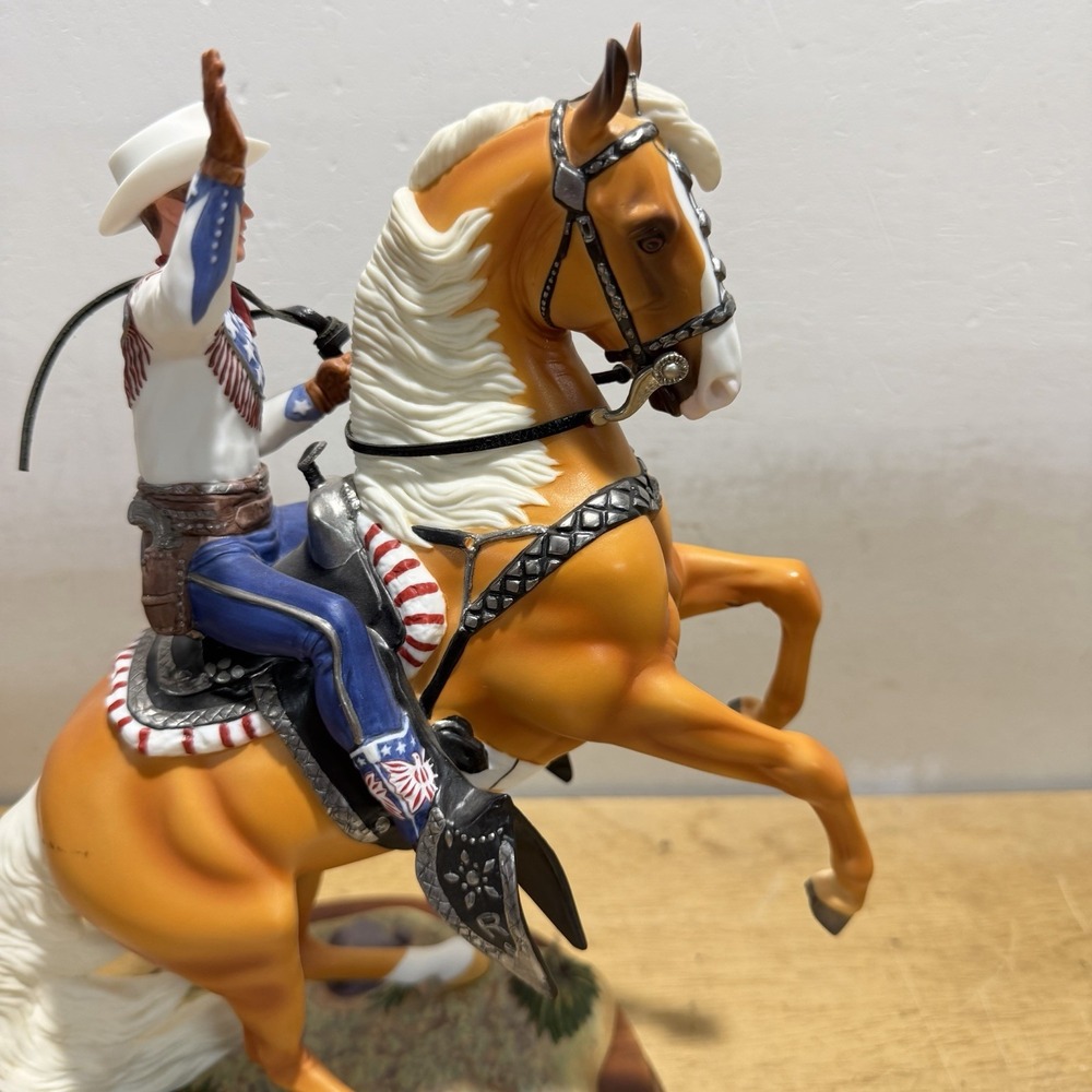 Breyer Roy Rogers & Trigger 8125 Gallery Porcelain Figure Limited 2002 COA - Picture 7 of 10